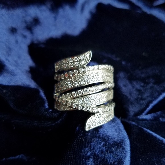 Swarovski Elements 925 Sterling Silver Contemporary Statement Ring NEW - Picture 1 of 13